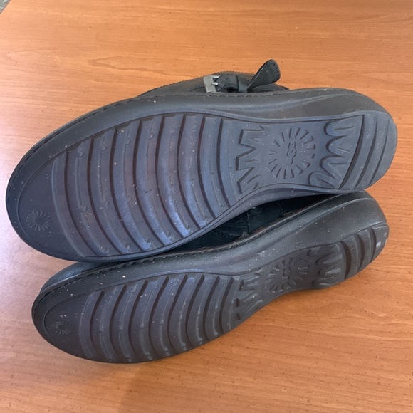 UGG ‘Bryce’ Lodge Black Leather side Zip Buckle Motorcycle Boot - Picture 8 of 14